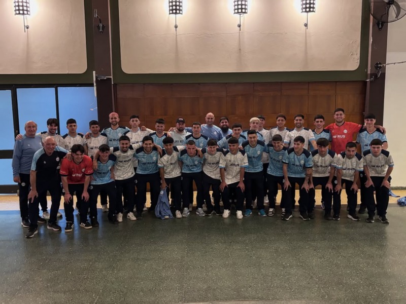 Loma Negra present� su equipo para el Regional Amateur